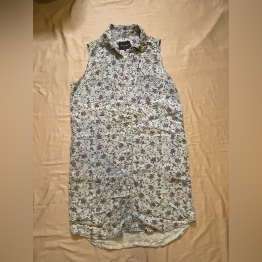 Velvet Heart Blue and Purple Floral Top Size Medium